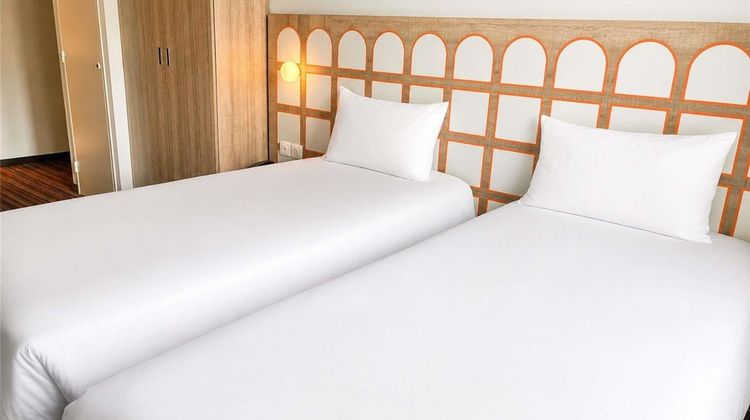 Greet Lourdes Centre Pyrenees Room