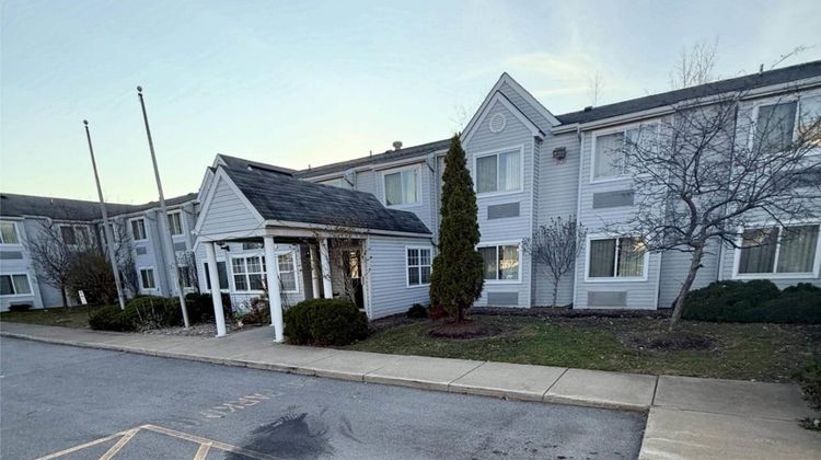 CenterWay Hotel Tonawanda Exterior