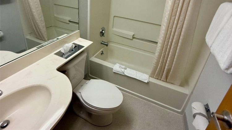 CenterWay Hotel Tonawanda Room