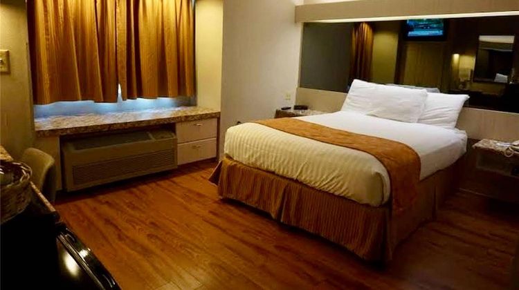 CenterWay Hotel Tonawanda Room