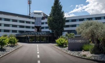 Everness Hotel & Resort