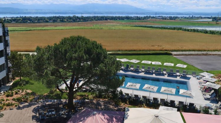 Everness Hotel & Resort Other