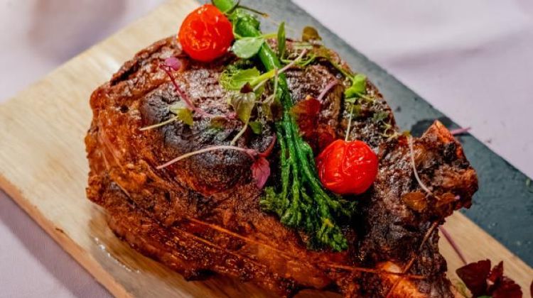 Everness Hotel & Resort Restaurant