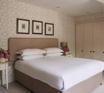 Fermain Valley Hotel Room