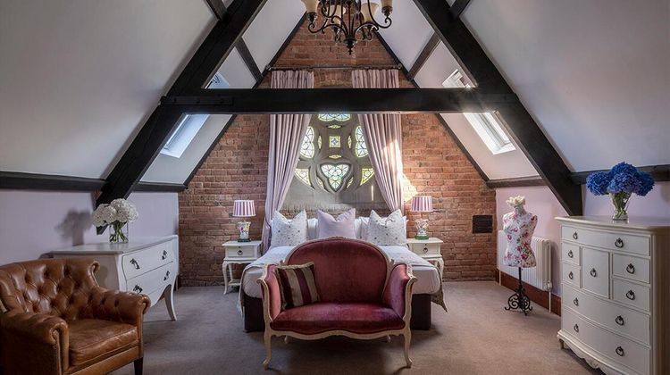 Stanbrook Abbey Hotel Room
