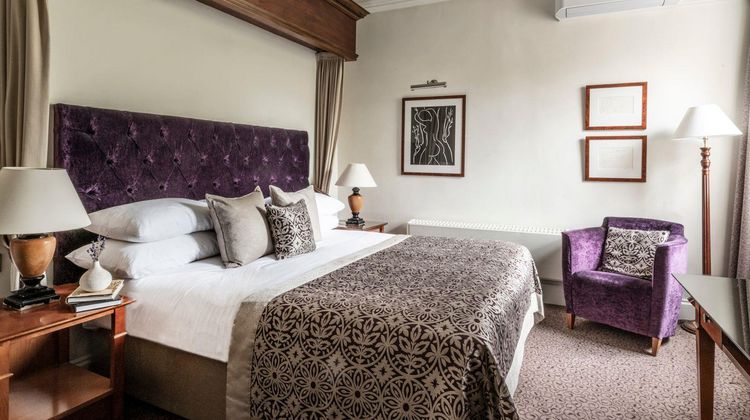 Brandshatch Place & Spa Room