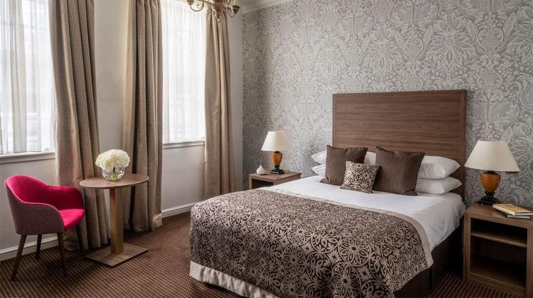 Brandshatch Place & Spa Room