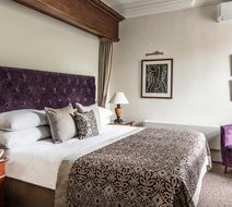 Brandshatch Place & Spa Room