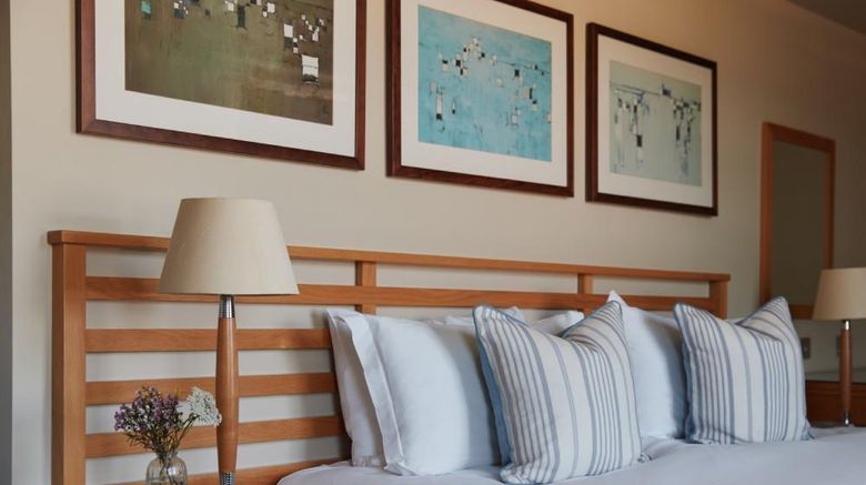 <b>Braye Beach Hotel Room</b>. Images powered by <a href="https://iceportal.shijigroup.com/" title="IcePortal" target="_blank">IcePortal</a>.