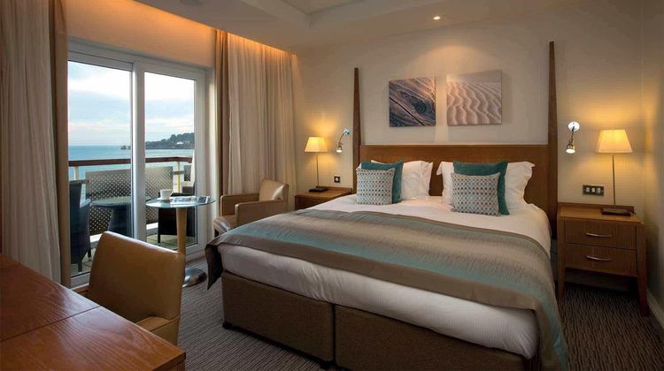 L'Horizon Beach Hotel & Spa Suite
