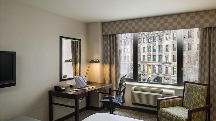 Hilton Garden Inn Tribeca Room
