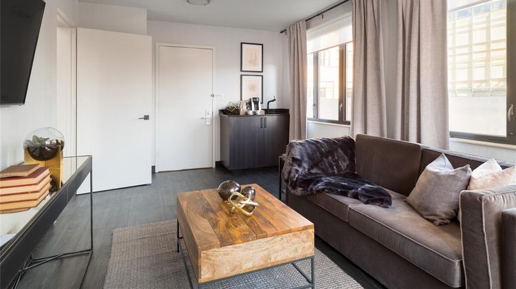 Hilton Garden Inn Tribeca Suite
