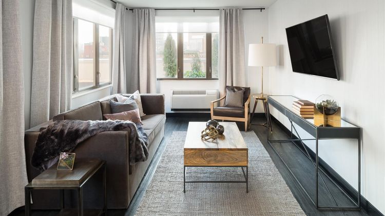 Hilton Garden Inn Tribeca Suite