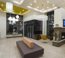 Hilton Garden Inn Tribeca Lobby