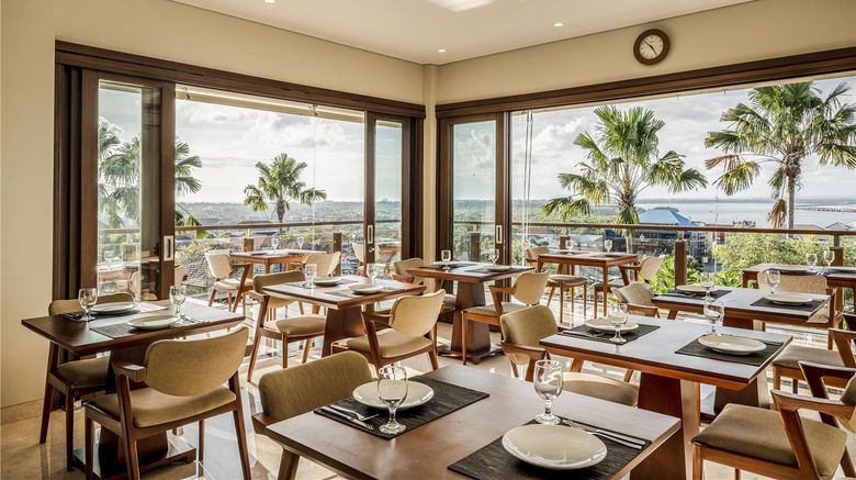 <b>Tanadewa Luxury Villas & Spa Restaurant</b>. Images powered by <a href="https://iceportal.shijigroup.com/" title="IcePortal" target="_blank">IcePortal</a>.