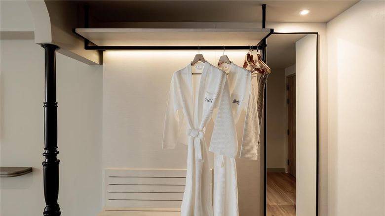 <b>Ballys Studio Suites Sukhumvit Room</b>. Images powered by <a href="https://iceportal.shijigroup.com/" title="IcePortal" target="_blank">IcePortal</a>.