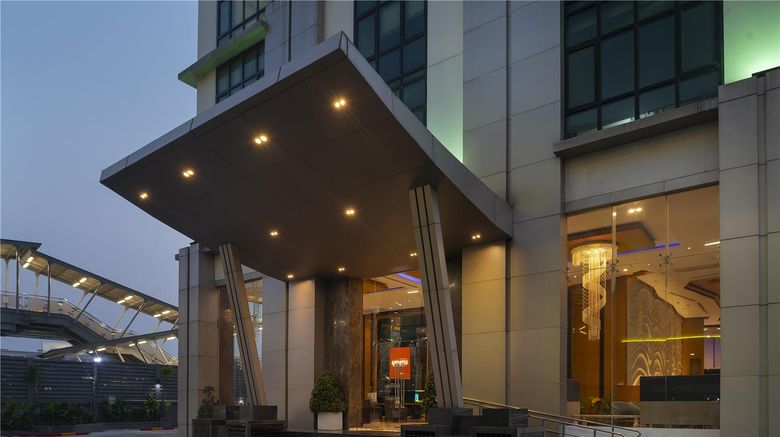 <b>Lumen Bangkok Srinakarin Exterior</b>. Images powered by <a href="https://iceportal.shijigroup.com/" title="IcePortal" target="_blank">IcePortal</a>.