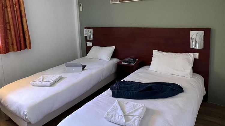 Hotel Balladins Lyon/Villefranche Room