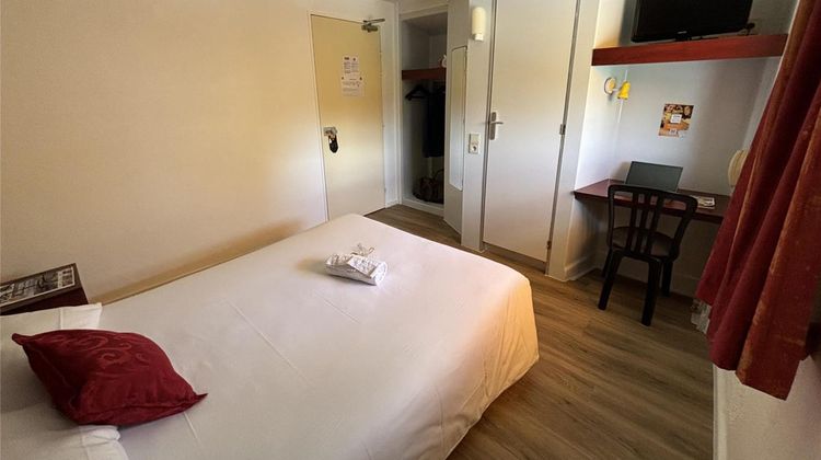 Hotel Balladins Lyon/Villefranche Room