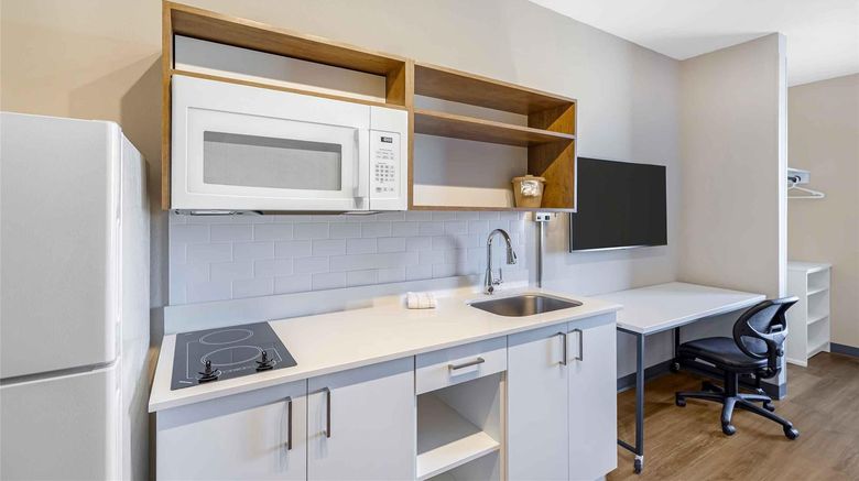 <b>Extended Stay Premier Suites Denver Room</b>. Images powered by <a href="https://iceportal.shijigroup.com/" title="IcePortal" target="_blank">IcePortal</a>.