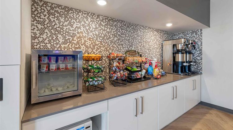 Extended Stay Premier Suites Denver Restaurant