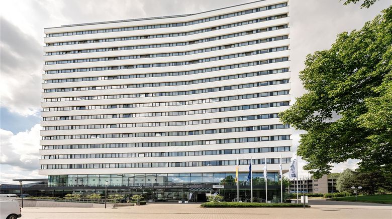 Radisson Blu Hotel Bonn Exterior. Images powered by <a href="https://iceportal.shijigroup.com" target="_blank" rel="noopener">Ice Portal</a>.
