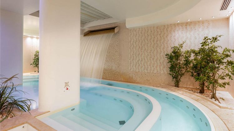 DoubleTree by Hilton Florence Metropole Pool