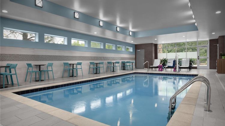 Home2 Suites Columbus Easton Pool
