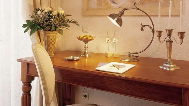 <b>Panorama Hotel Suite</b>. Images powered by <a href="https://iceportal.shijigroup.com/" title="IcePortal" target="_blank">IcePortal</a>.