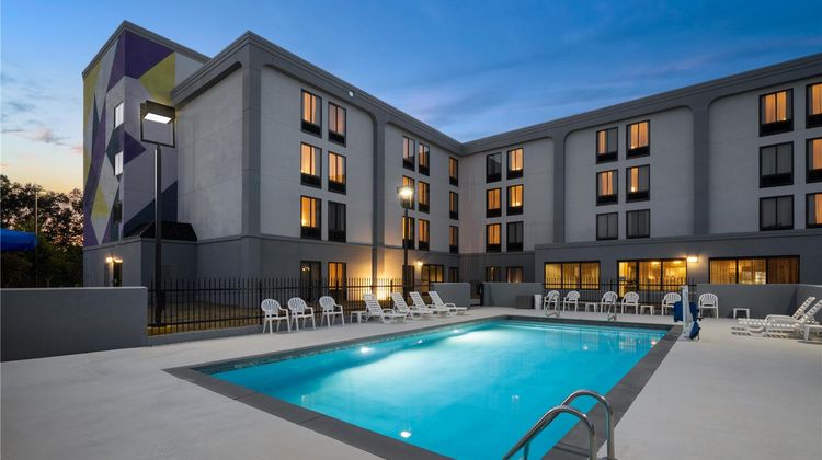 Spark by Hilton Decatur Pool