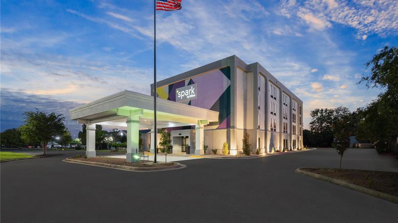 <b>Spark by Hilton Decatur Exterior</b>. Images powered by <a href="https://iceportal.shijigroup.com/" title="IcePortal" target="_blank">IcePortal</a>.
