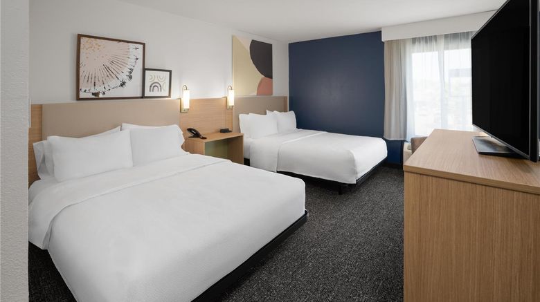 <b>Spark by Hilton Decatur Room</b>. Images powered by <a href="https://iceportal.shijigroup.com/" title="IcePortal" target="_blank">IcePortal</a>.