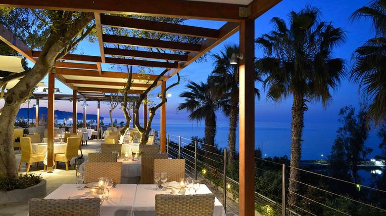 <b>Panorama Hotel Restaurant</b>. Images powered by <a href="https://iceportal.shijigroup.com/" title="IcePortal" target="_blank">IcePortal</a>.