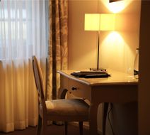 Hostellerie Le Petit Manoir Room