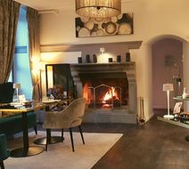Hostellerie Le Petit Manoir Lobby