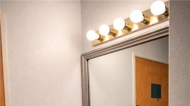 Americas Best Value Inn Raleigh Room