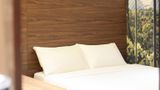 <b>Days Inn by Wyndham Singapore Novena Room</b>. Images powered by <a href="https://iceportal.shijigroup.com/" title="IcePortal" target="_blank">IcePortal</a>.