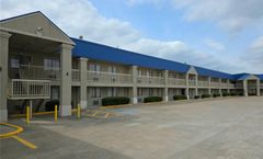 Baymont by Wyndham McAlester Hwy 69
