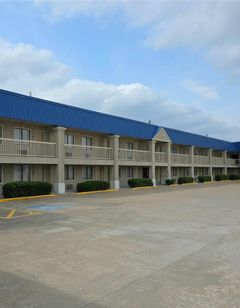 Baymont by Wyndham McAlester Hwy 69