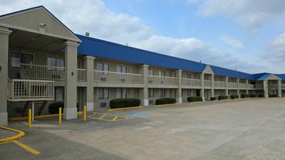Baymont by Wyndham McAlester Hwy 69