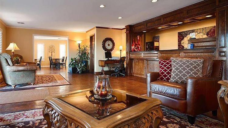 Baymont by Wyndham McAlester Hwy 69 Lobby
