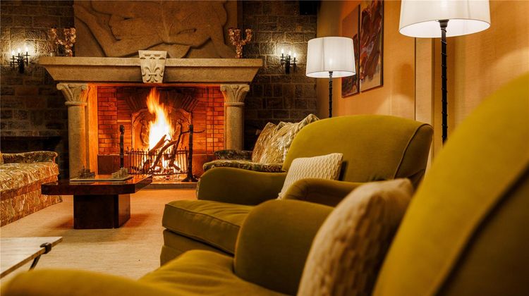 Le Provencal Hotel Restaurant