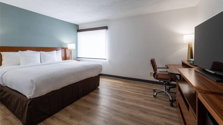 <b>Comfort Inn Dedham Boston MetroWest Room</b>. Images powered by <a href="https://iceportal.shijigroup.com/" title="IcePortal" target="_blank">IcePortal</a>.