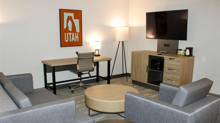 The Cairn Hotel Suite