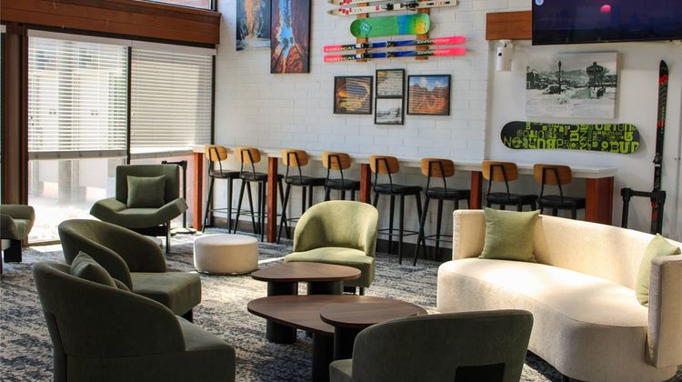 The Cairn Hotel Lobby