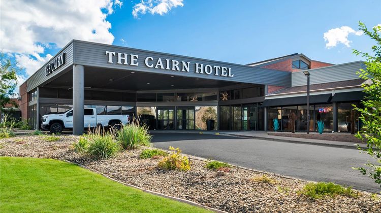 The Cairn Hotel Exterior