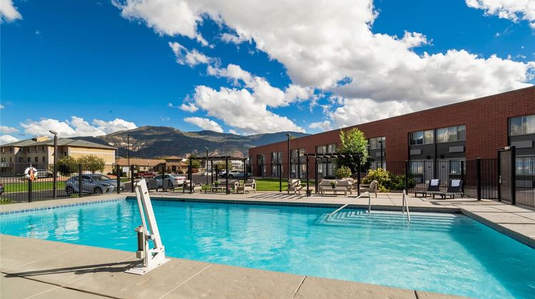 The Cairn Hotel Pool