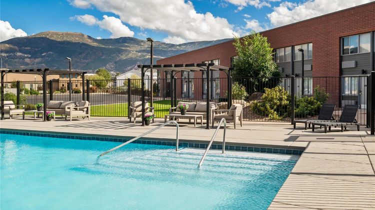 The Cairn Hotel Pool