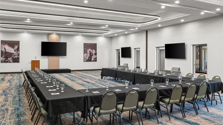 The Cairn Hotel Meeting