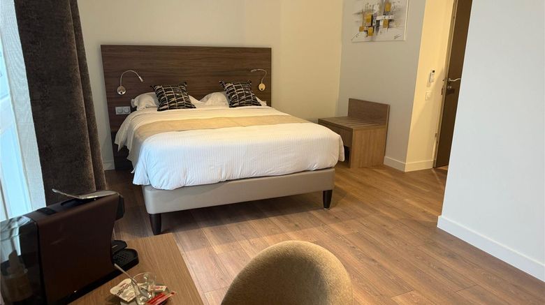 <b>Hotel Le Petit Casset Restaurant</b>. Images powered by <a href="https://iceportal.shijigroup.com/" title="IcePortal" target="_blank">IcePortal</a>.